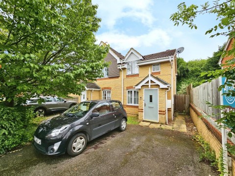 View Full Details for Abbots Close, Kettering, Northamptonshire