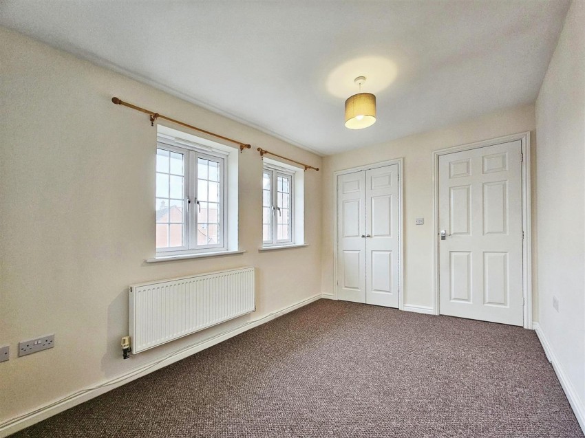 Images for Thistle Drive Desborough, Northants