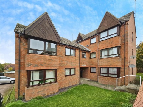 View Full Details for Chichele Court, North Street, Rushden, Northants